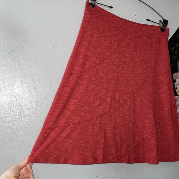 Horny Toad Escapade Skirt Size Small Red Organic Cotton Knit Eco Outdoors Casual - Picture 2 of 11
